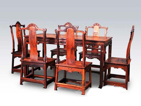 红木家具厂家的长方餐桌椅